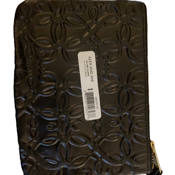 Alex Ani Black Embossed Leather zipper Clutch/Pouch NWT - Picture 7 of 8